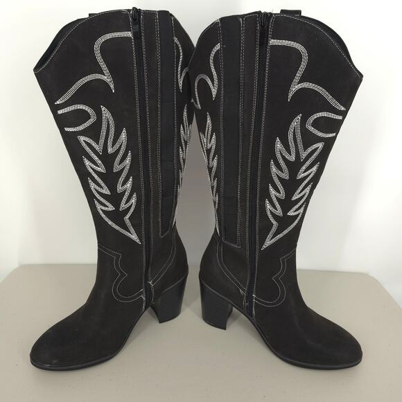 Torrid Tall Shaft Heeled Western Boot Black Size 9 WW NWT - Picture 9 of 14
